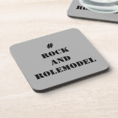#RockandRolemodel – 黒の編集可能。 コースター (左側)