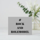 #RockandRolemodel – 黒の編集可能。 ポストカード (スタンド正面)