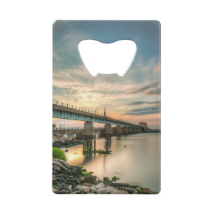 Rockawayの列車橋 クレジットカード栓抜き