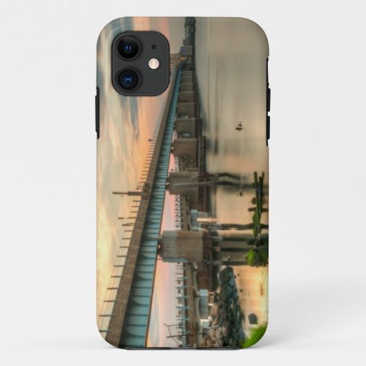Rockawayの列車橋 Case-Mate iPhoneケース (裏面)