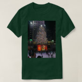 Rockefeller Center Christmas Tree Scene Tシャツ (デザイン正面)