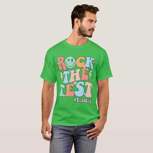 Rockheestesting Day Retro Motivational boy Tシャツ (正面フル)