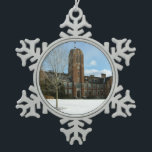 Rockwell in Winter at Grove City College<br><div class="desc">ここでは、雪の多い冬のインターセッションの間に撮影されたグローブシティ大学のロックウェル科学ホールの写真。ペンシルバニア州のグローブシティ・カレッジの景色を楽しみたい場合は、店舗をご覧ください。この写真は、www.mlewallpapers.comのWinter and Travelセクションのワイドスクリーン壁紙「Rockwell in Winter」としても取り上げられている。</div>