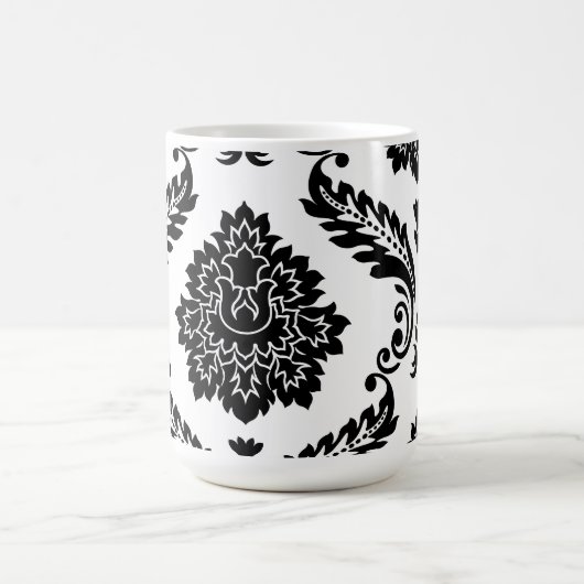 Rococo Damask Lg Off-Set Pattern Black on White コーヒーマグカップ (中央)