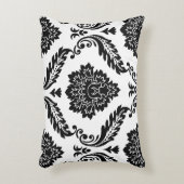 Rococo Damask Lg Pattern Black on White アクセントクッション (正面(垂直))