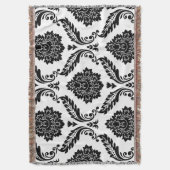 Rococo Damask Lg Pattern Black on White スローブランケット (正面縦)