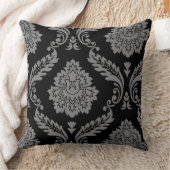 Rococo Damask Off-Set Pattern Grey on Black クッション (ブランケット)