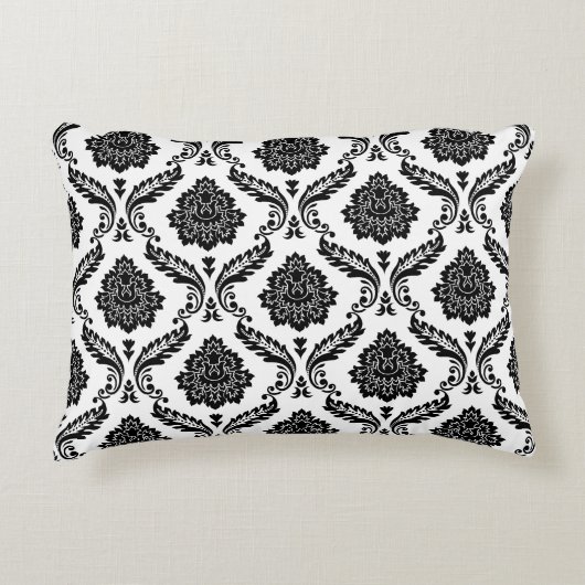 Rococo Damask Pattern Black on White アクセントクッション (正面)