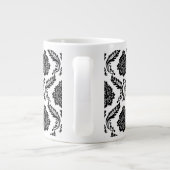 Rococo Damask Pattern Black on White ジャンボコーヒーマグカップ (裏面)