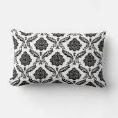 Rococo Damask Pattern Black on White ランバークッション (正面)