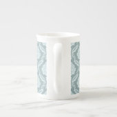 Rococo Damask Pattern Duck Egg Blue+Teal ボーンチャイナマグカップ (裏面)