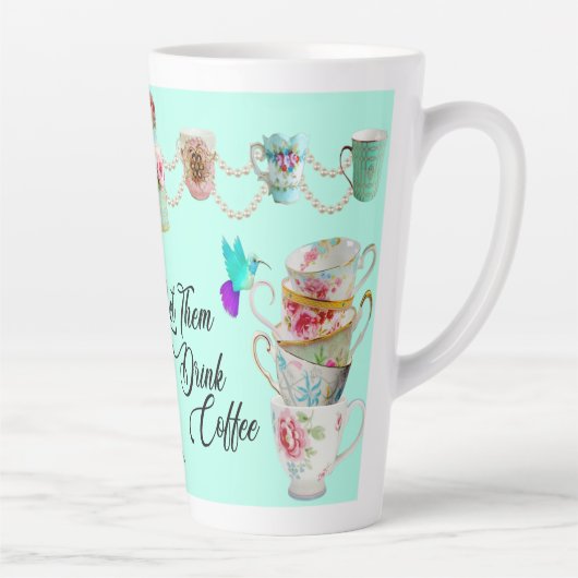 Rococo Marie Antoinette彼らにコーヒーを飲ませる カフェラテマグ (右)