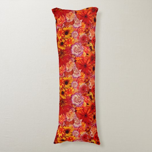 Rojoの花の明るい花束の豊富で猛烈なデイジー ボディピロー (正面縦)