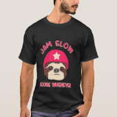 Roller Derby Player Slow Skating Team Tシャツ (正面)