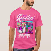 Rollin' Into 12 Awesome 2011 Bowling 12Th Birthday Tシャツ (正面)