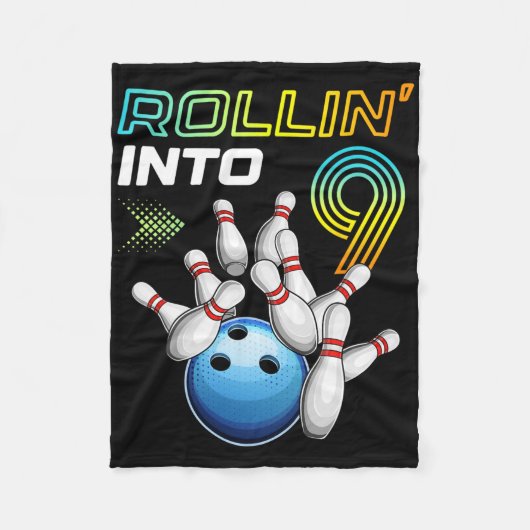 Rollin Into 9 Retro Bowling Birthday Party 9th Bir フリースブランケット (正面)