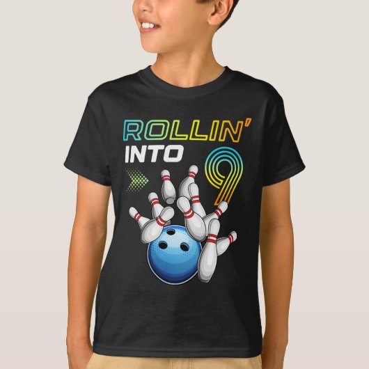Rollin Into 9 Retro Bowling Birthday Party 9th Bir Tシャツ (正面)