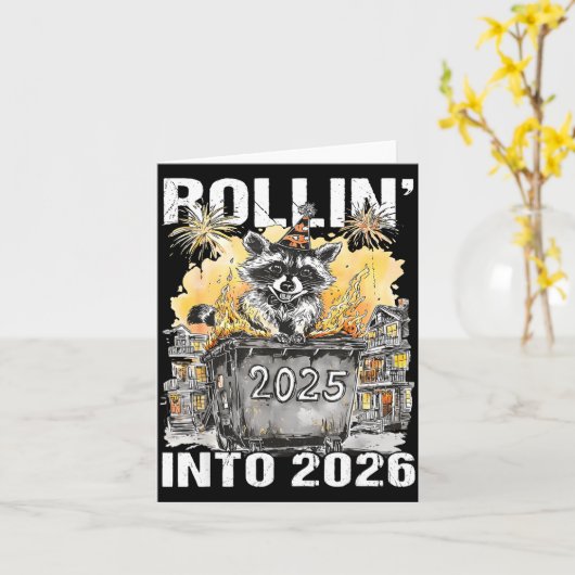 Rolling Into 2026 Trash Racoon Funny New Years Eve カード (黄色い花)