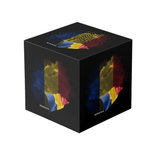 Romania flag フォトキューブ (正面アングル)