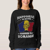 Romanian Wedding State of Romania Roots Married スウェットシャツ (正面)