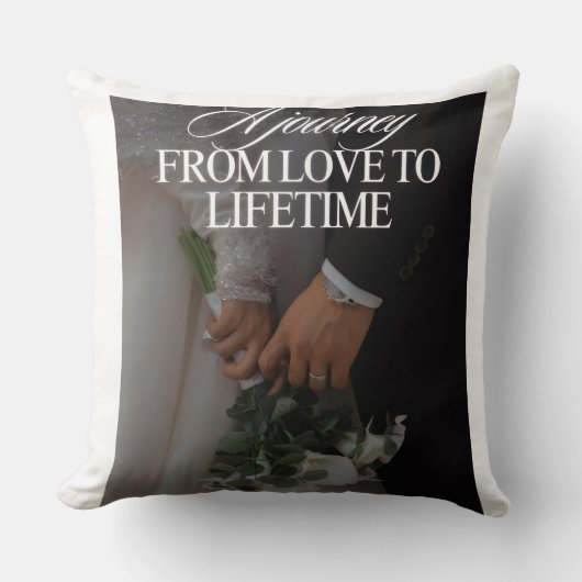  Romantic Anniversary Gift Cushion - Elegant Coupl クッション (正面)