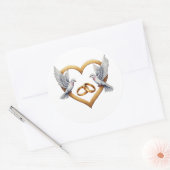 Romantic birds with Heart Shape, Wedding Rings ラウンドシール (封筒)