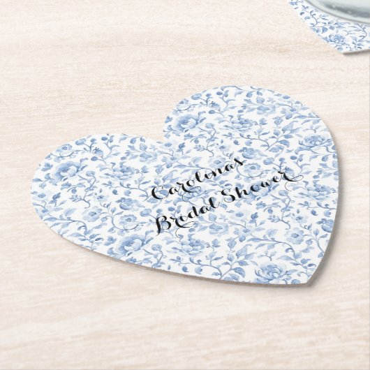 Romantic Blue White Floral Bridal Shower ペーパーコースター (アングル)