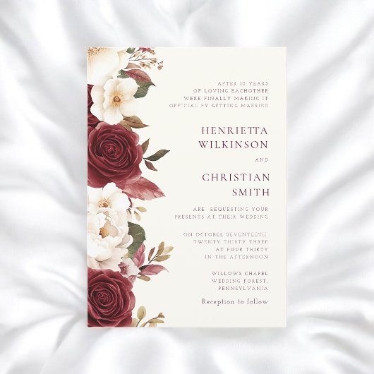 Romantic Burgundy Floral Wreath Invitation 招待状