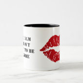 Romantic chic luxe red lips ツートーンマグカップ (中央)