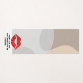 Romantic chic luxe red lips ヨガマット (正面(横))