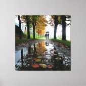 Romantic Couple Rain Stretched Canvas Wall Art キャンバスプリント (正面)