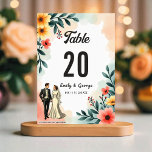 Romantic Couple Watercolor Floral Summer Wedding テーブルナンバー<br><div class="desc">This elegant watercolor floral wedding table number is perfect for a modern wedding. The romantic design features an elegant watercolor floral frame with a bride and groom illustration and black calligraphy on a white background.</div>