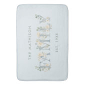 Romantic Dusty Blue Floral Family Monogram バスマット (正面縦)