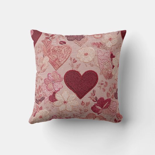 Romantic Embroidered Hearts & Floral Pattern クッション (裏面)
