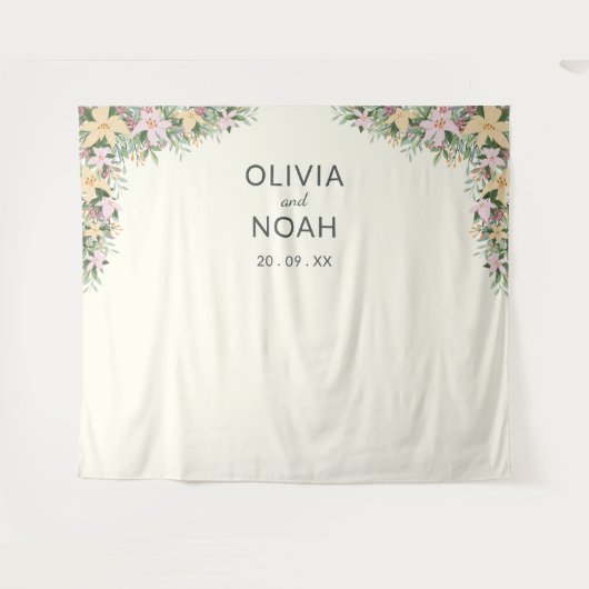 Romantic floral wedding タペストリー (正面(横))