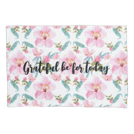 Romantic flowers blooming garden 枕カバー