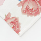 Romantic flowers in English cottage garden フリースブランケット (角)