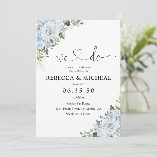 Romantic Light Blue Floral Wedding Invitation 招待状 (スタンド正面)
