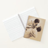 Romantic Love Couple Kissing vintage illustration ノートブック (内部)