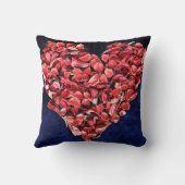 Romantic Love Rose Petal Red Heart クッション (裏面)