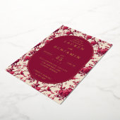 Romantic Maroon Floral 箔招待状 (回転した状態)