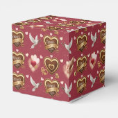 Romantic Maroon Pattern Doves Hearts Emblem フェイバーボックス (裏面サイド)