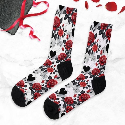 Romantic Patterned Red Roses and Black Hearts ソックス