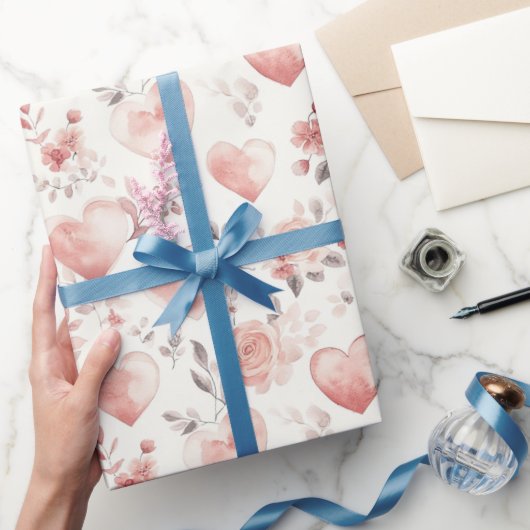 Romantic Pink Hearts Roses Floral Bridal Shower ラッピングペーパー (ギフト)