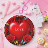 Romantic Red Heart Framed by Roses and Butterflies ペーパープレート (パーティー)