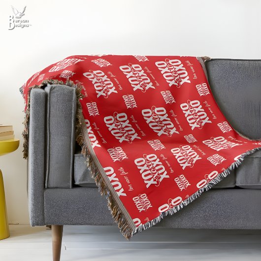 Romantic Red XOXO Love Never Fails Valentines スローブランケット