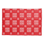 Romantic Red XOXO Love Never Fails Valentines 枕カバー (裏面)