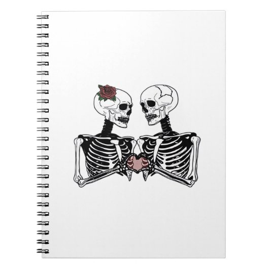 Romantic Skeleton Couple Gothic With Heart Hands ノートブック (正面)