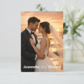 Romantic Sunset Beach Vows Wedding Photo エンクロージャーカード (スタンド正面)