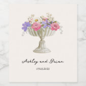 Romantic Tuscan Garden Urn with Flowers Wedding ワインラベル (シングルラベル)